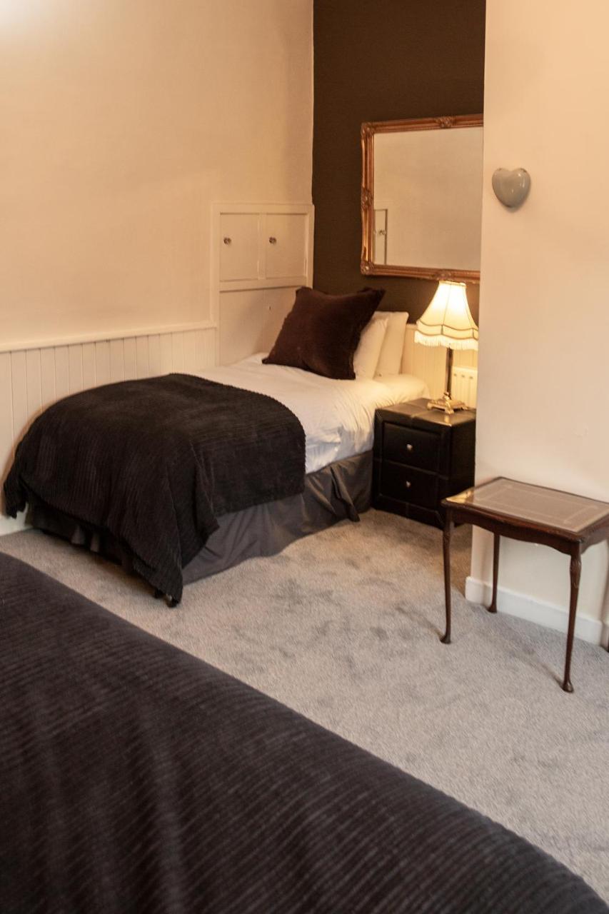 Aaron Court B&B Dublin Buitenkant foto