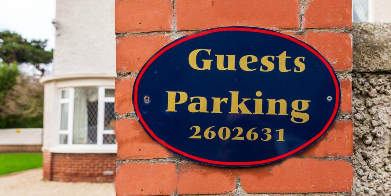 Aaron Court B&B Dublin Buitenkant foto