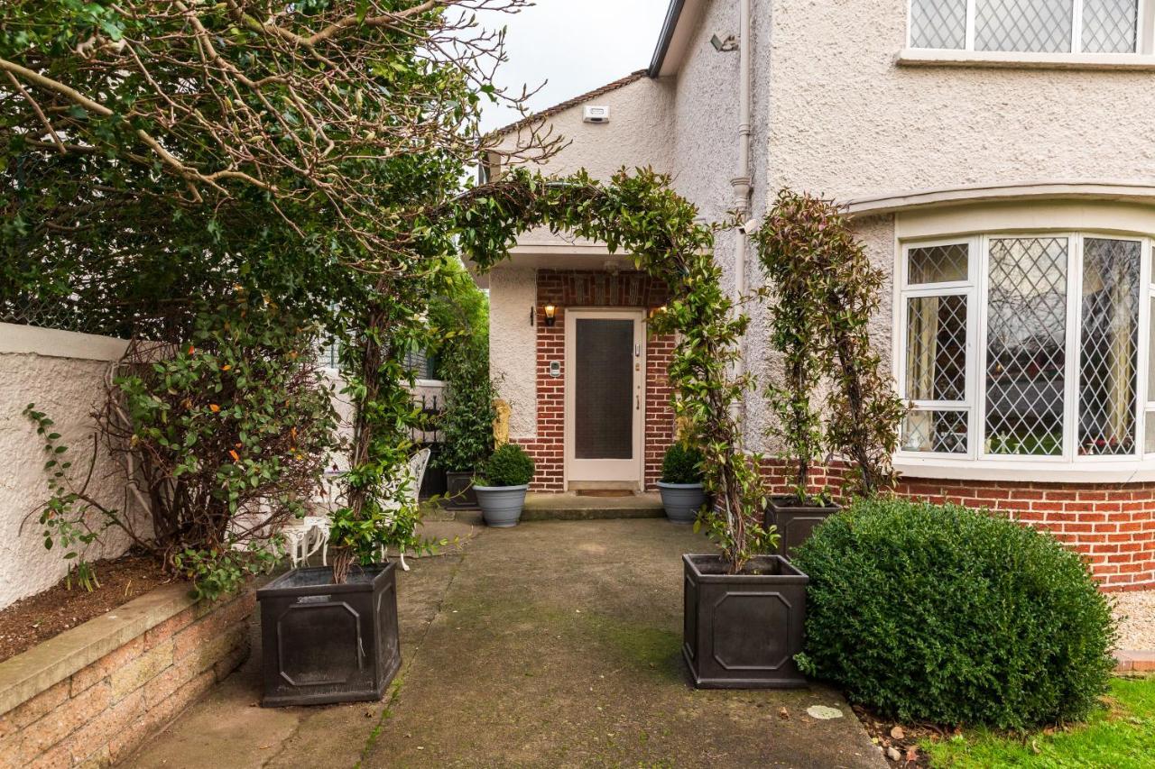 Aaron Court B&B Dublin Buitenkant foto