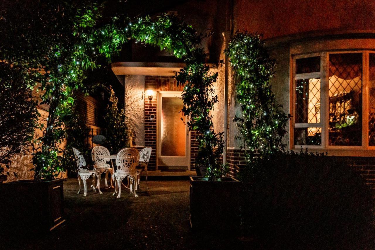 Aaron Court B&B Dublin Buitenkant foto
