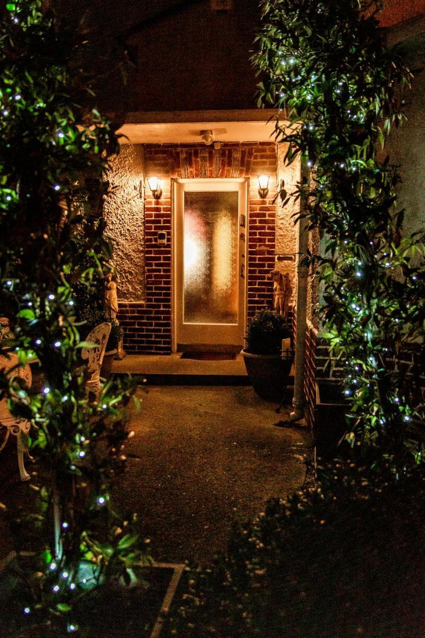 Aaron Court B&B Dublin Buitenkant foto